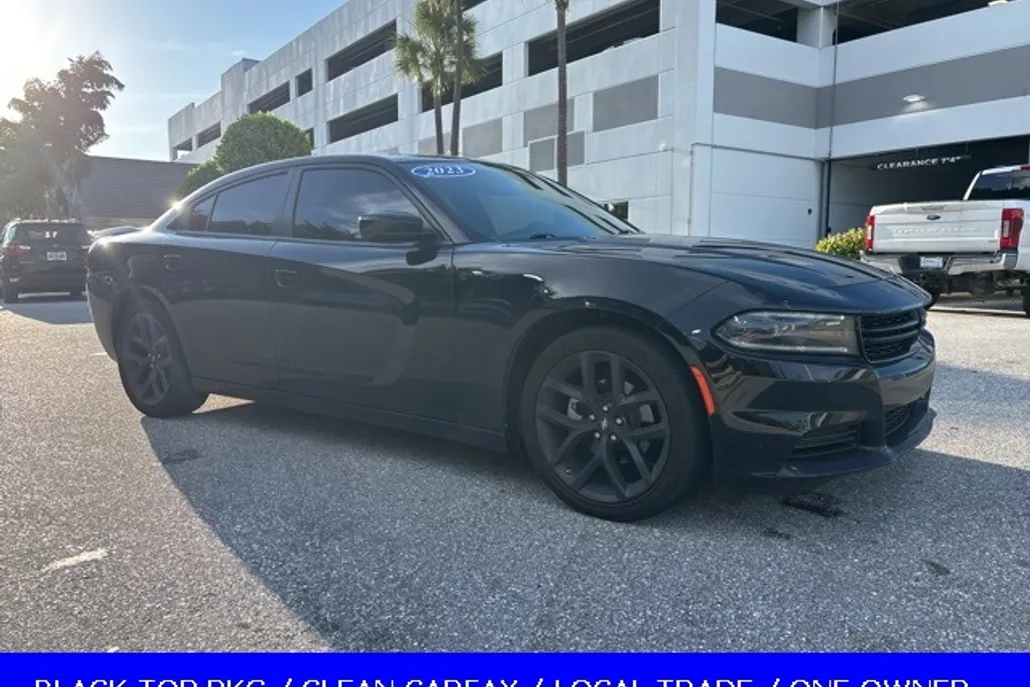 2023 Dodge Charger SXT photo 1
