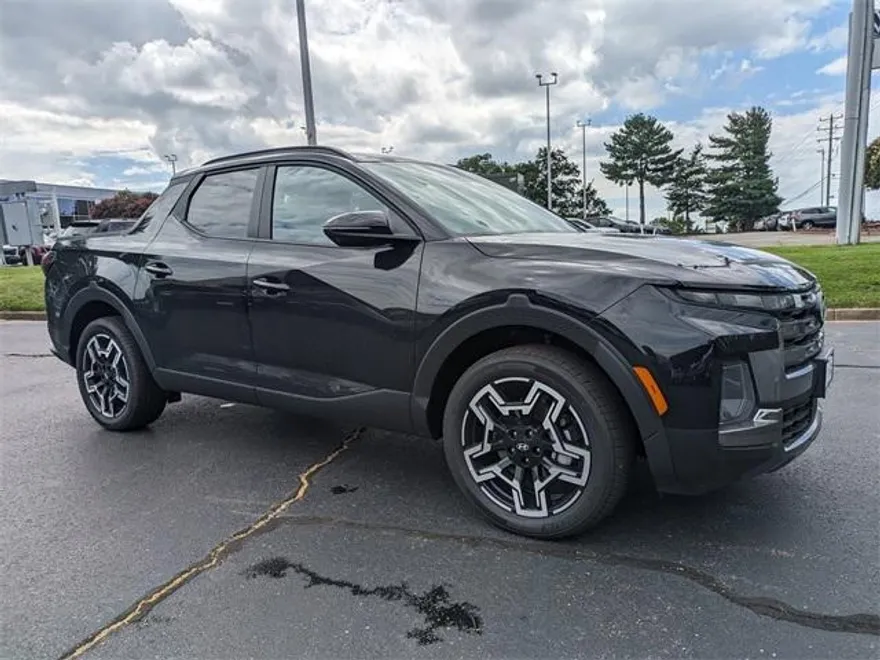 2025 Hyundai Santa Cruz Limited photo 1
