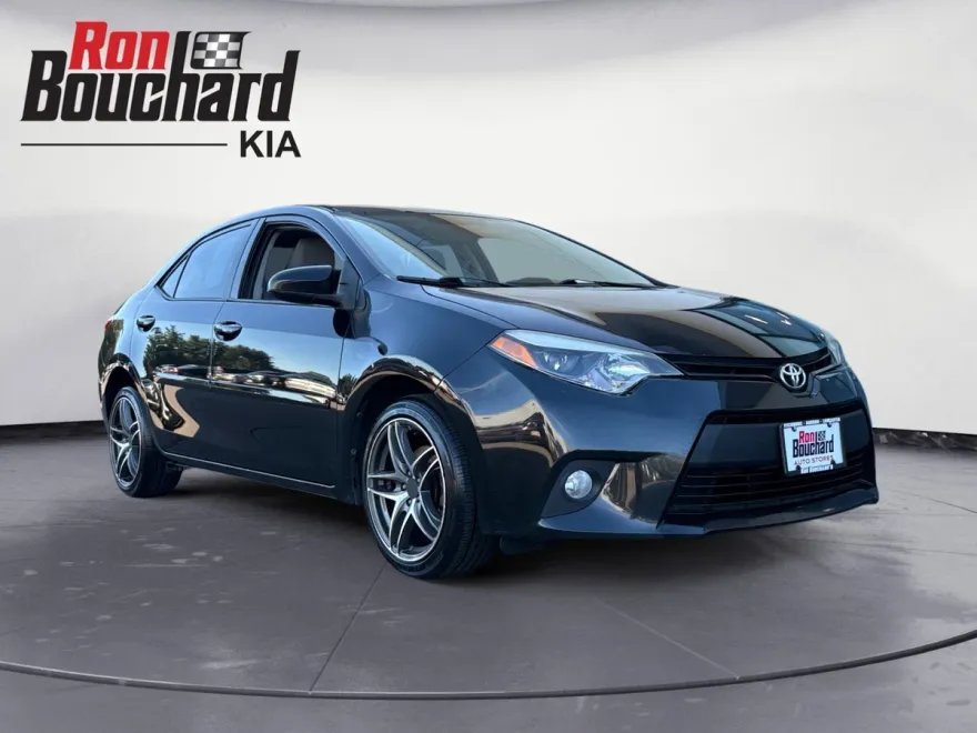 2014 Toyota Corolla L photo 1