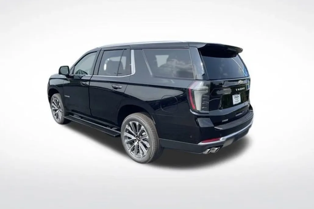 2025 Chevrolet Tahoe High Country photo 1