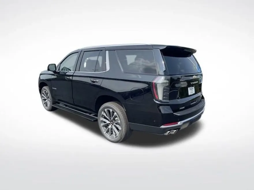 2025 Chevrolet Tahoe High Country photo 1
