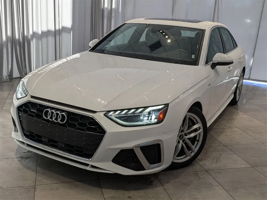 2022 Audi A4 S line Quattro Premium Plus photo 1