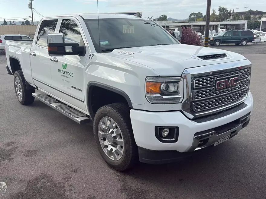 2018 Gmc Sierra 2500 HD SLE photo 1