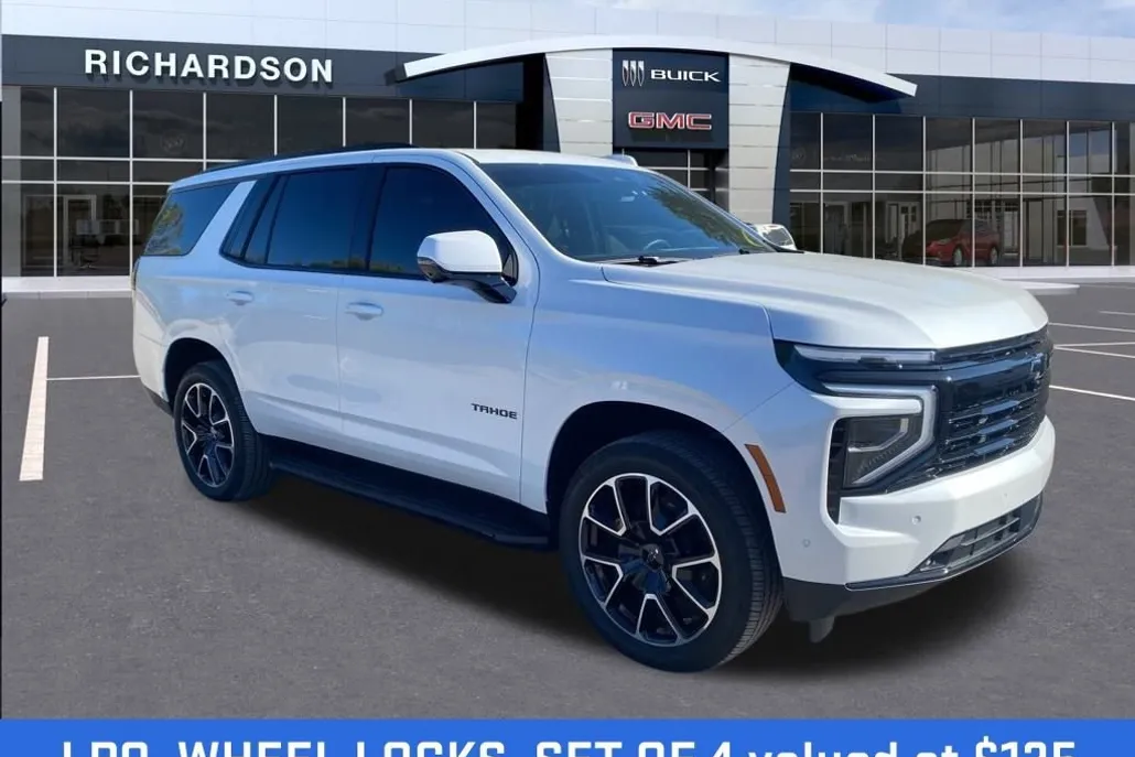 2025 Chevrolet Tahoe RST photo 1