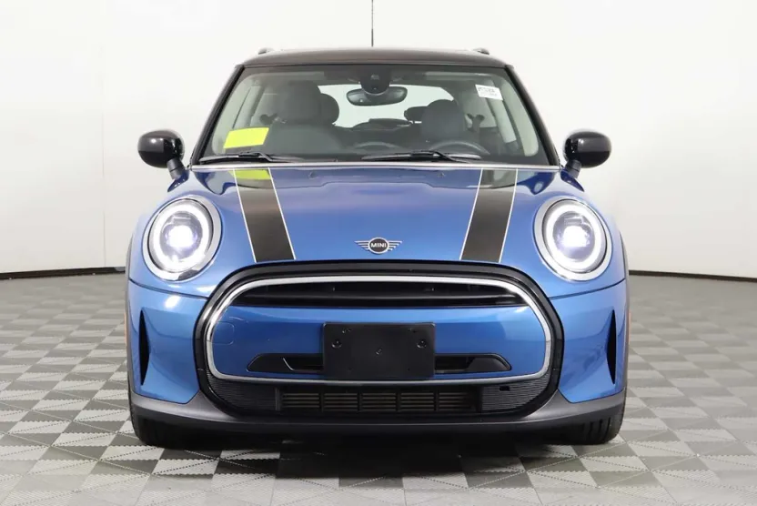 2024 Mini Cooper 2 Door Hardtop photo 1