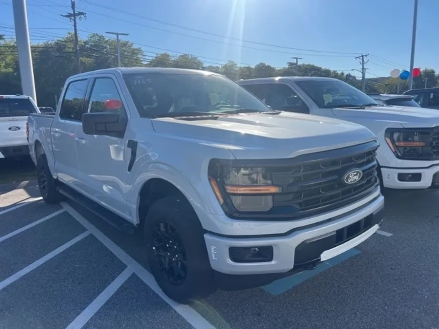 2025 Ford F-150 XLT photo 1