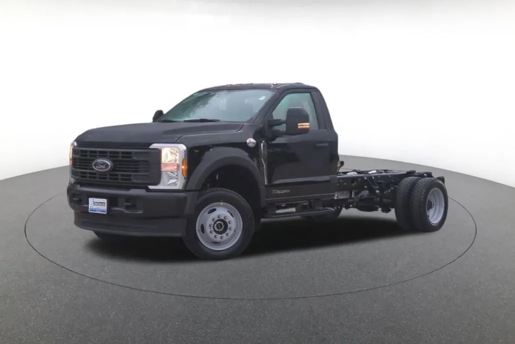 2024 Ford F-550 XL photo 1