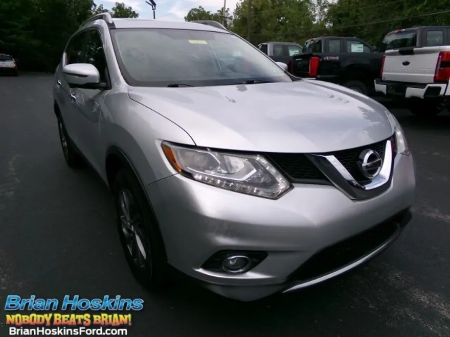 2016 Nissan Rogue SL AWD photo 1