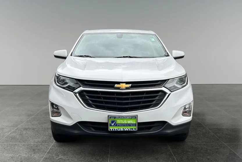 2019 Chevrolet Equinox LT photo 1