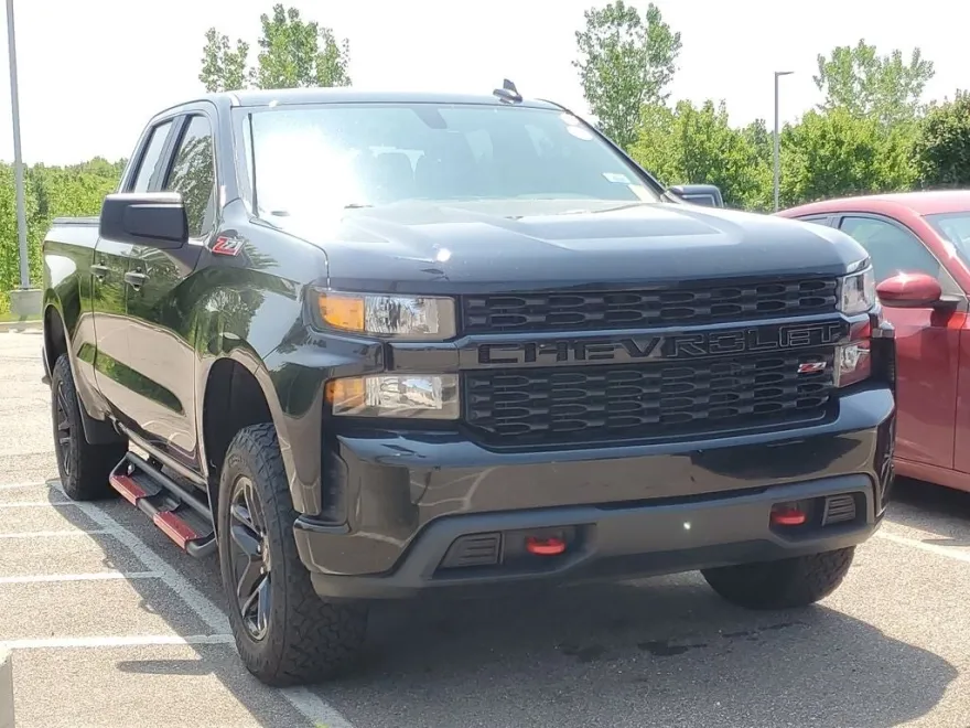 2019 Chevrolet Silverado 1500 Trail Boss Custom photo 1
