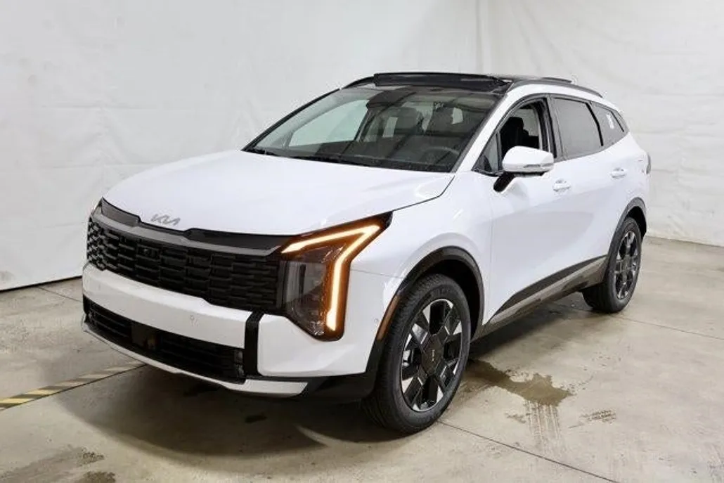 2026 Kia Sportage photo 1
