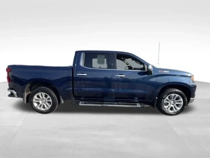 2023 Chevrolet Silverado 1500 LTZ photo 1