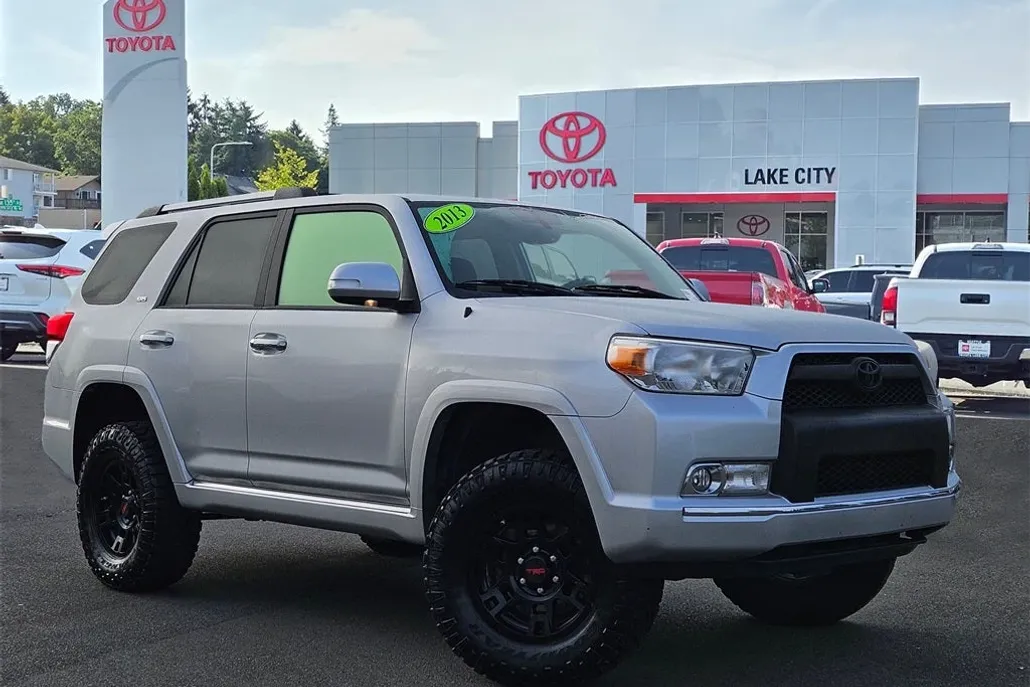 2013 Toyota 4Runner SR5 V6 Sport photo 1