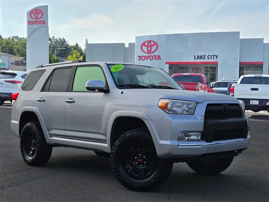 2013 Toyota 4Runner SR5 V6 Sport photo 1