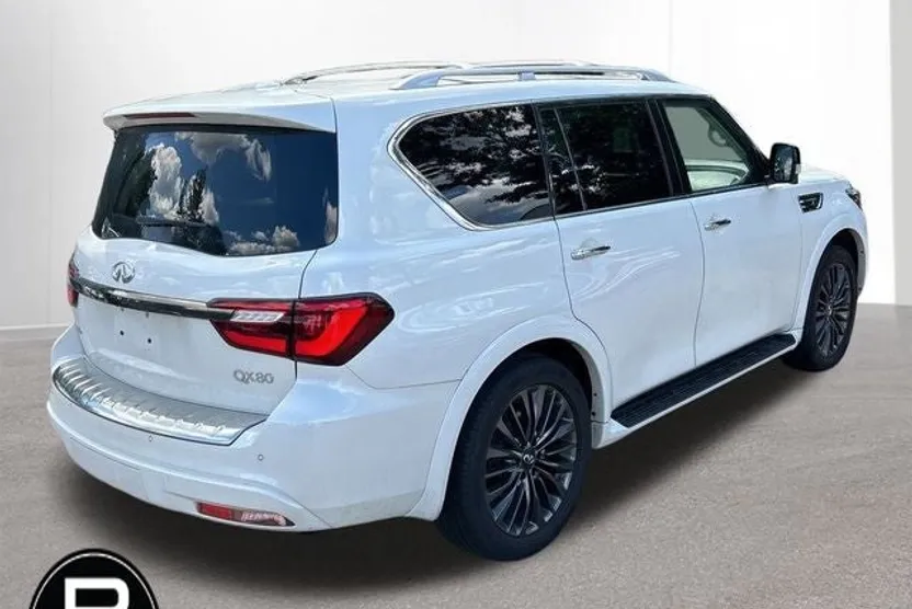 2022 Infiniti QX80 Premium Select photo 1