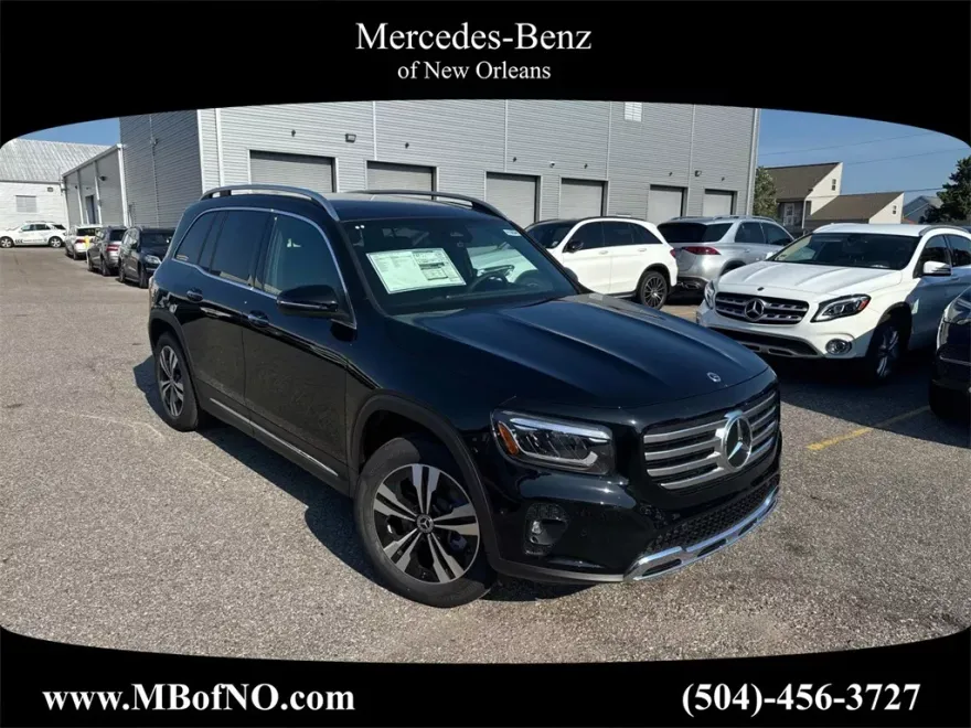 2026 Mercedes Benz GLB 250 4MATIC photo 1