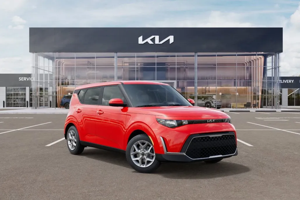 2025 Kia Soul LX photo 1