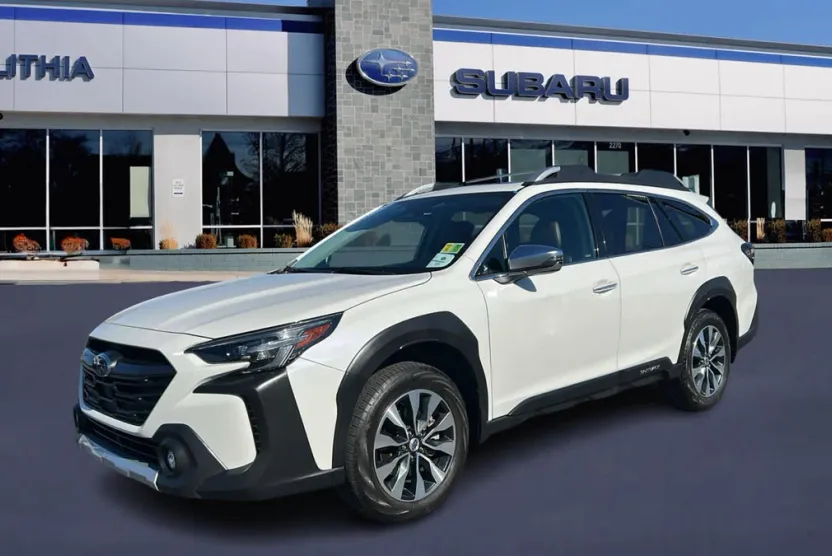 2024 Subaru Outback Touring XT photo 1