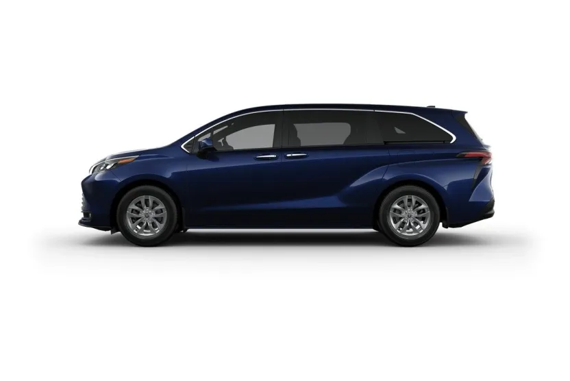 2025 Toyota Sienna XLE photo 1