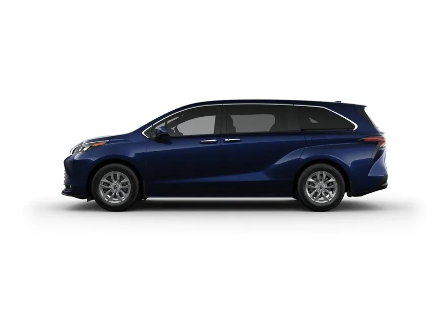 2025 Toyota Sienna XLE photo 1