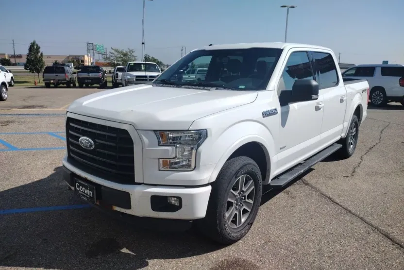2016 Ford F-150 XLT photo 1