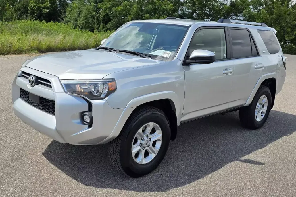 2024 Toyota 4Runner SR5 photo 1