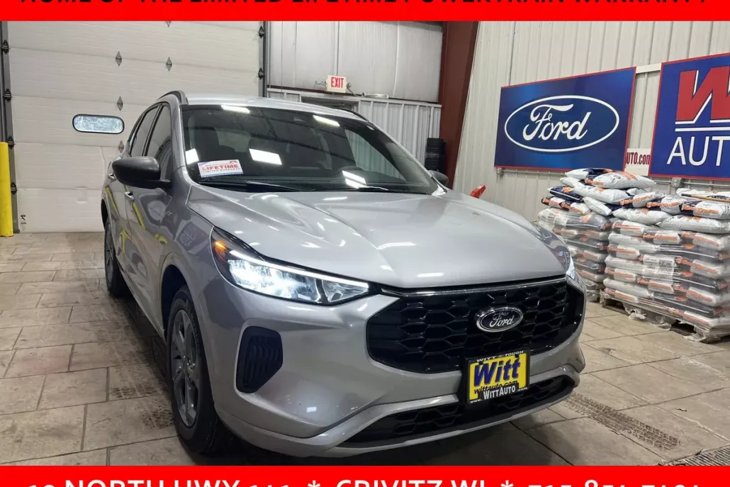 2024 Ford Escape ST-Line photo 1