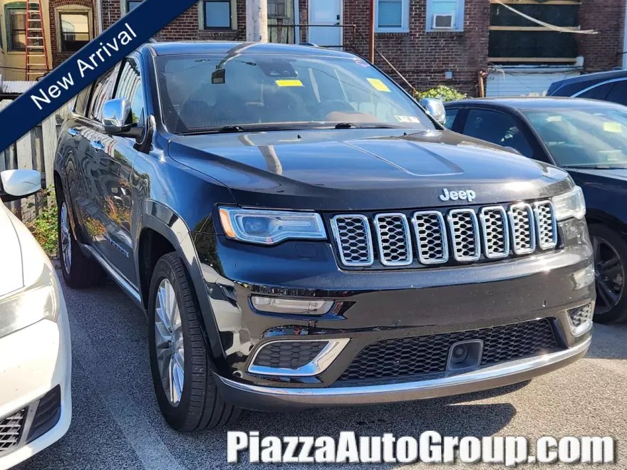 2017 Jeep Grand Cherokee Summit photo 1