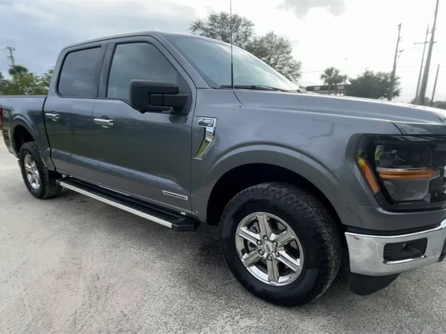 2024 Ford F-150 XLT photo 1