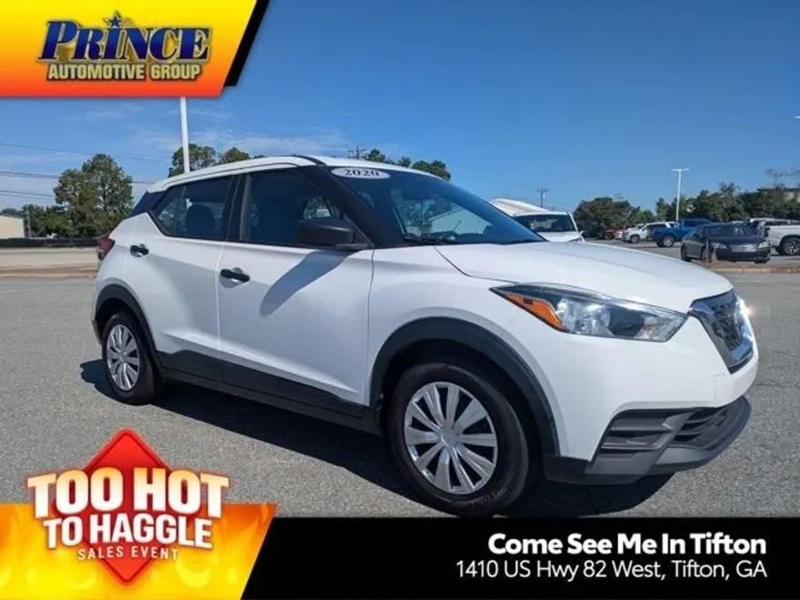 2020 Nissan Kicks S photo 1