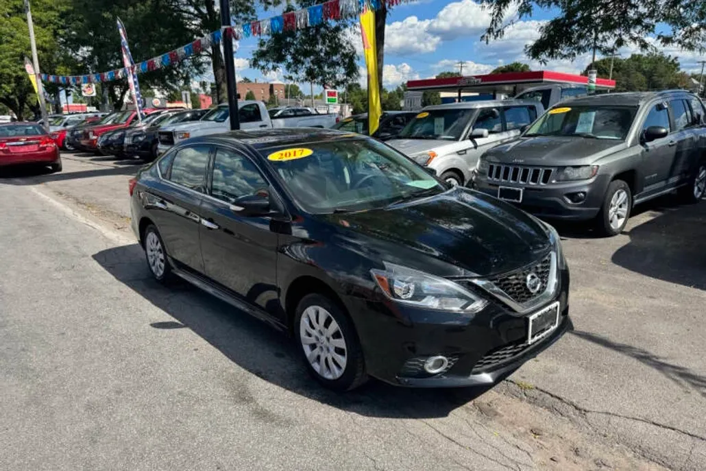 2017 Nissan Sentra SR Turbo photo 1
