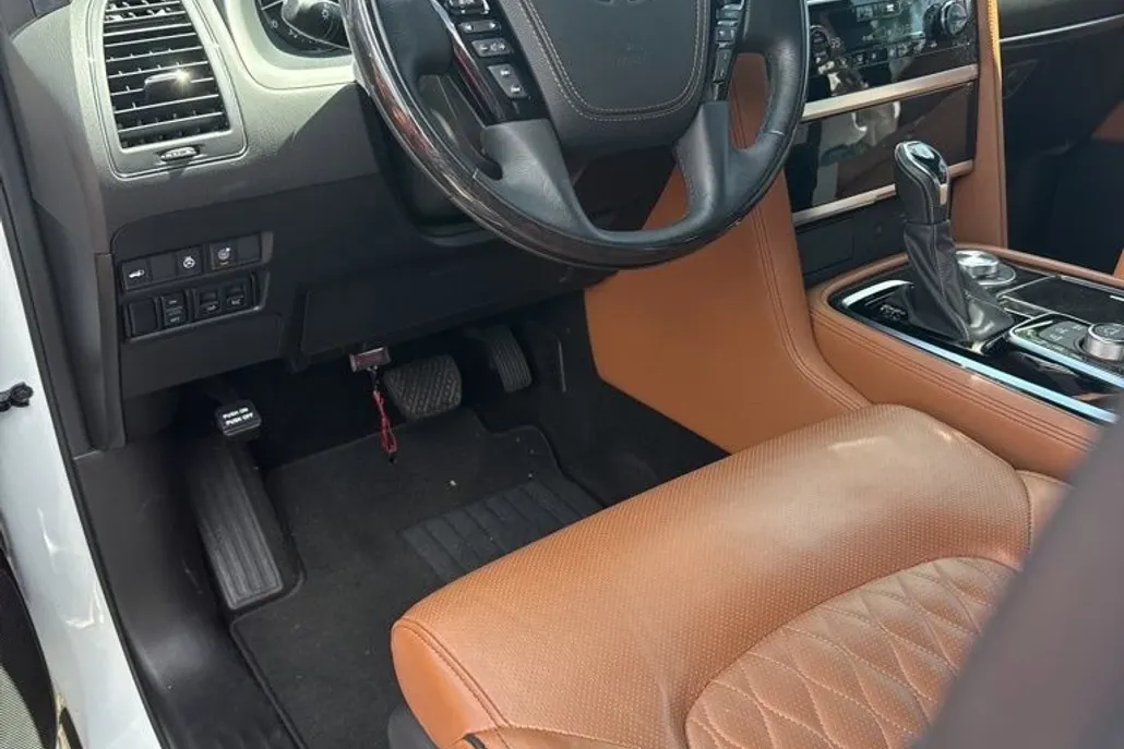 2023 Infiniti QX80 Sensory photo 1