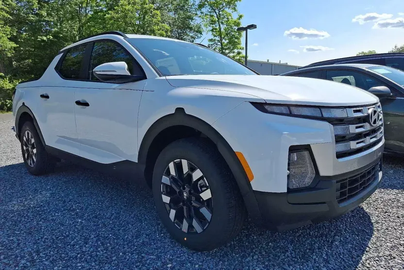 2025 Hyundai Santa Cruz SEL photo 1