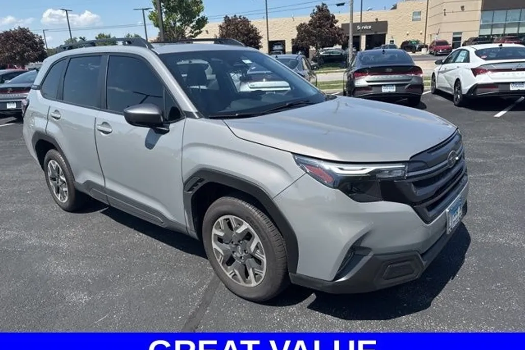 2025 Subaru Forester Premium Base photo 1
