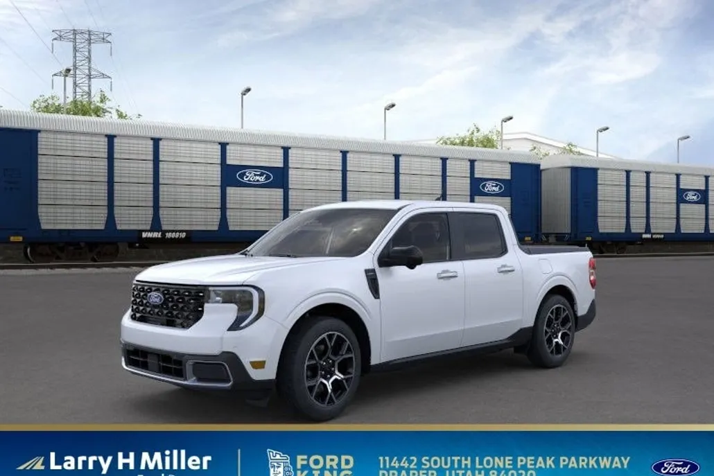 2025 Ford Maverick Lariat photo 1