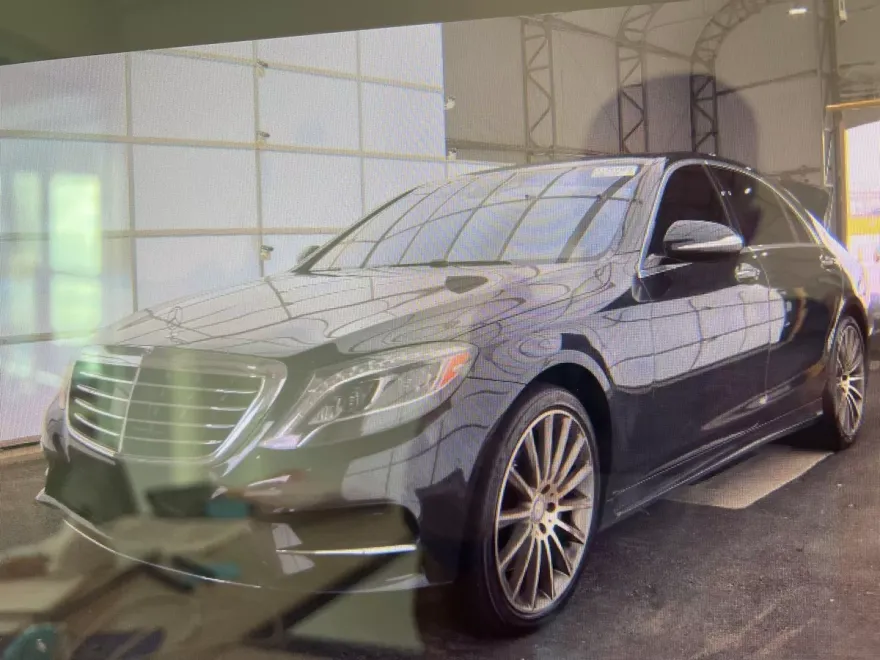 2014 Mercedes Benz S 550 photo 1