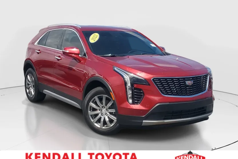 2022 Cadillac XT4 Premium Luxury photo 1