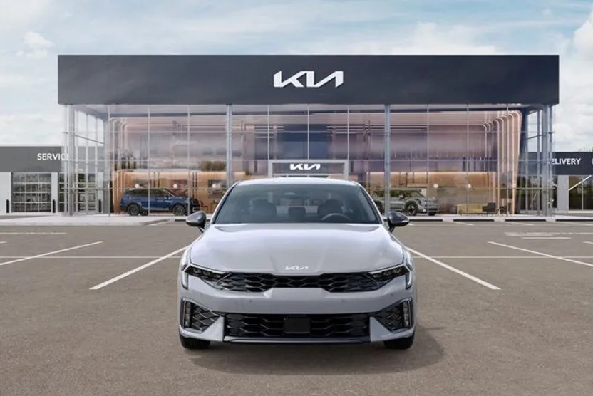 2026 Kia K5 GT-Line photo 1