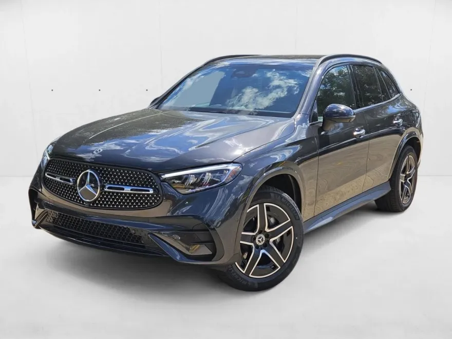 2025 Mercedes Benz GLC 300 AMG photo 1