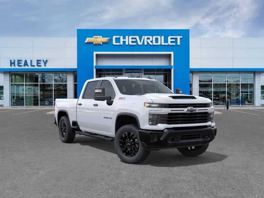 2026 Chevrolet Silverado 2500HD Custom photo 1