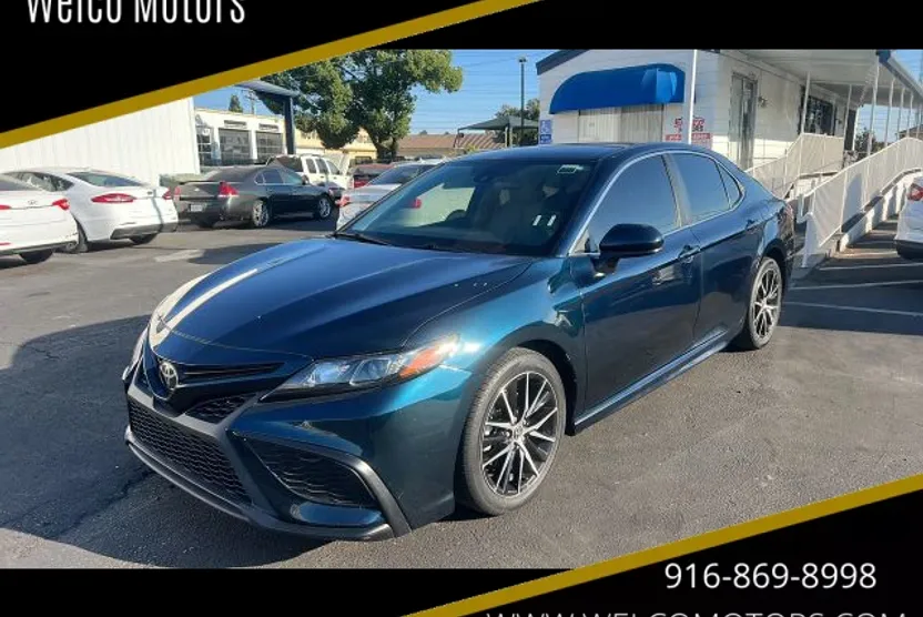 2019 Toyota Camry L photo 1