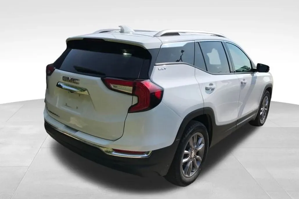 2022 Gmc Terrain SLT photo 1