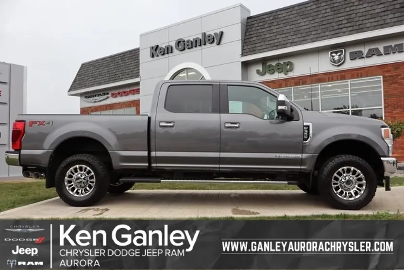 2022 Ford F-350 Lariat photo 1