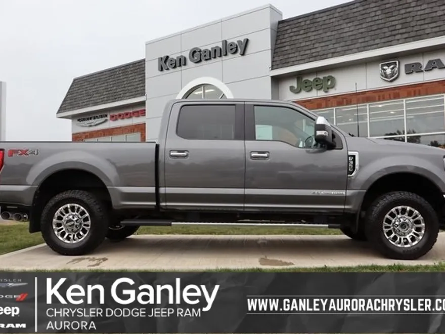 2022 Ford F-350 Lariat photo 1