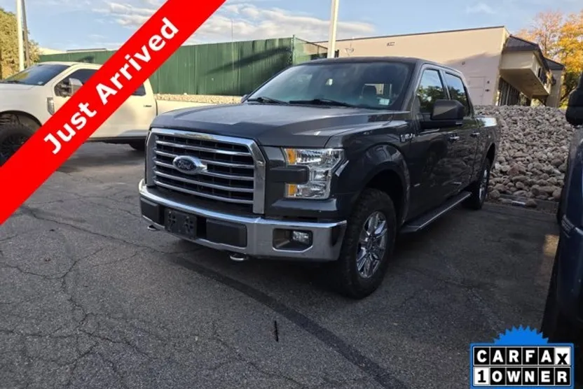 2017 Ford F-150 XLT photo 1