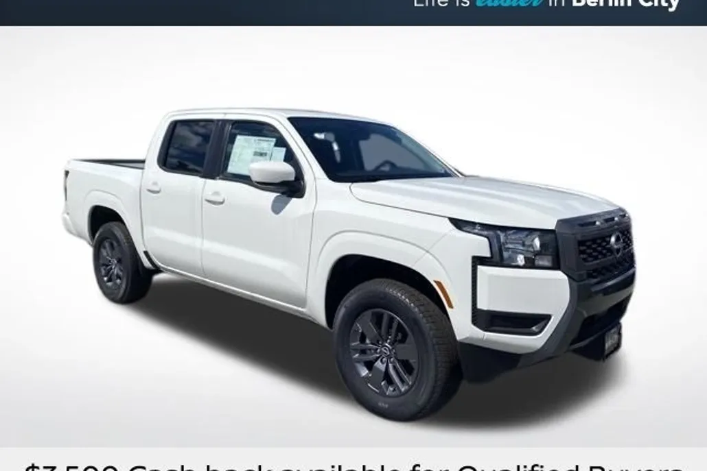 2025 Nissan Frontier SV photo 1