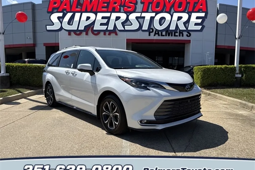 2025 Toyota Sienna Platinum photo 1