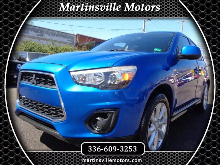 2015 Mitsubishi Outlander Sport ES SE photo 1