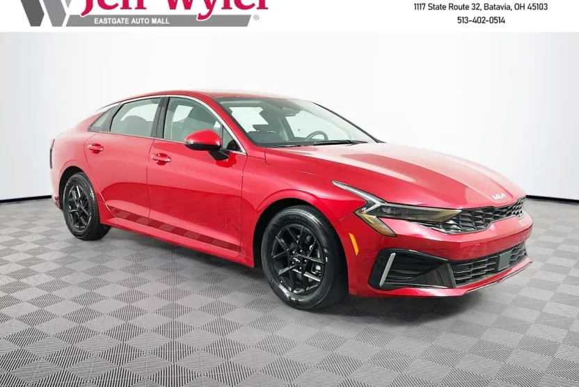 2025 Kia K5 LXS photo 1