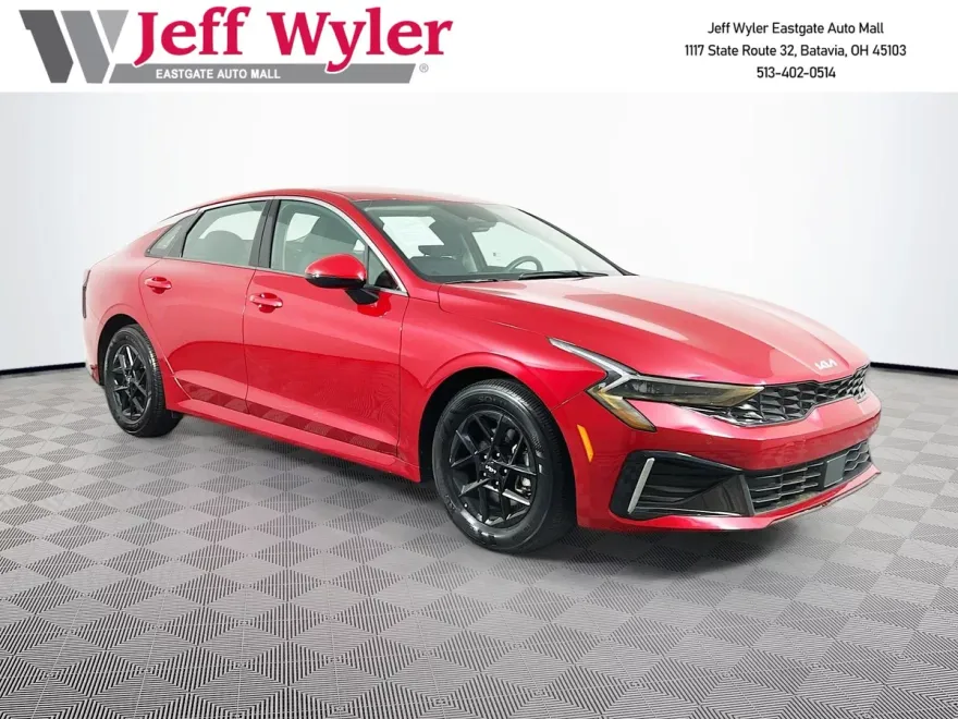2025 Kia K5 LXS photo 1